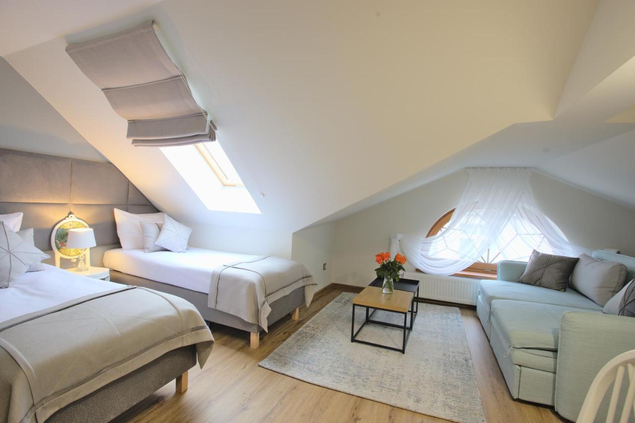 Hotel I Restauracja Na Skarpie Зомбковице-Слёнске Экстерьер фото